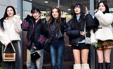 【PHOTO】Red Velvet、ZEROBASEONEら「ミュージックバンク」収録のため放送局へ