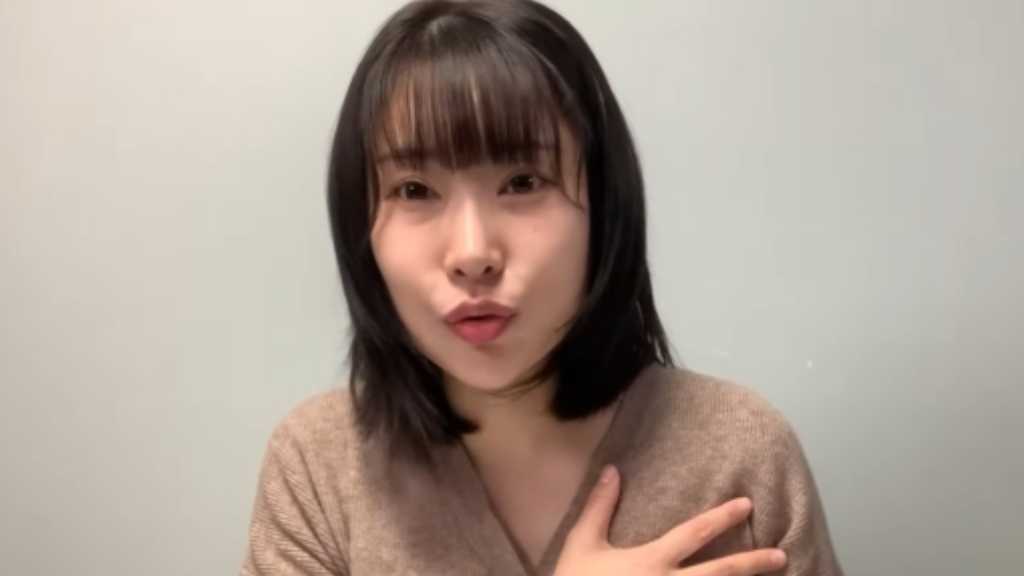 イ・セヨン、豊胸手術の副作用を告白「8年経ってフィラーが背中に広がり再手術」（動画あり）