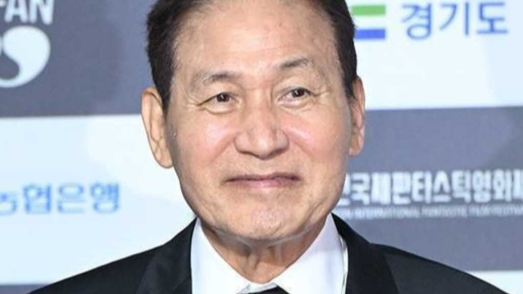 俳優アン・ソンギさん「金冠文化勲章」を受章…葬儀に多くの著名人が弔問