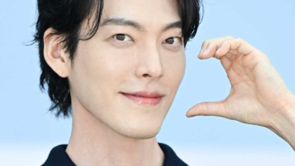 【PHOTO】キム・ウビン、海外スケジュールのためイタリアへ出国（動画あり）