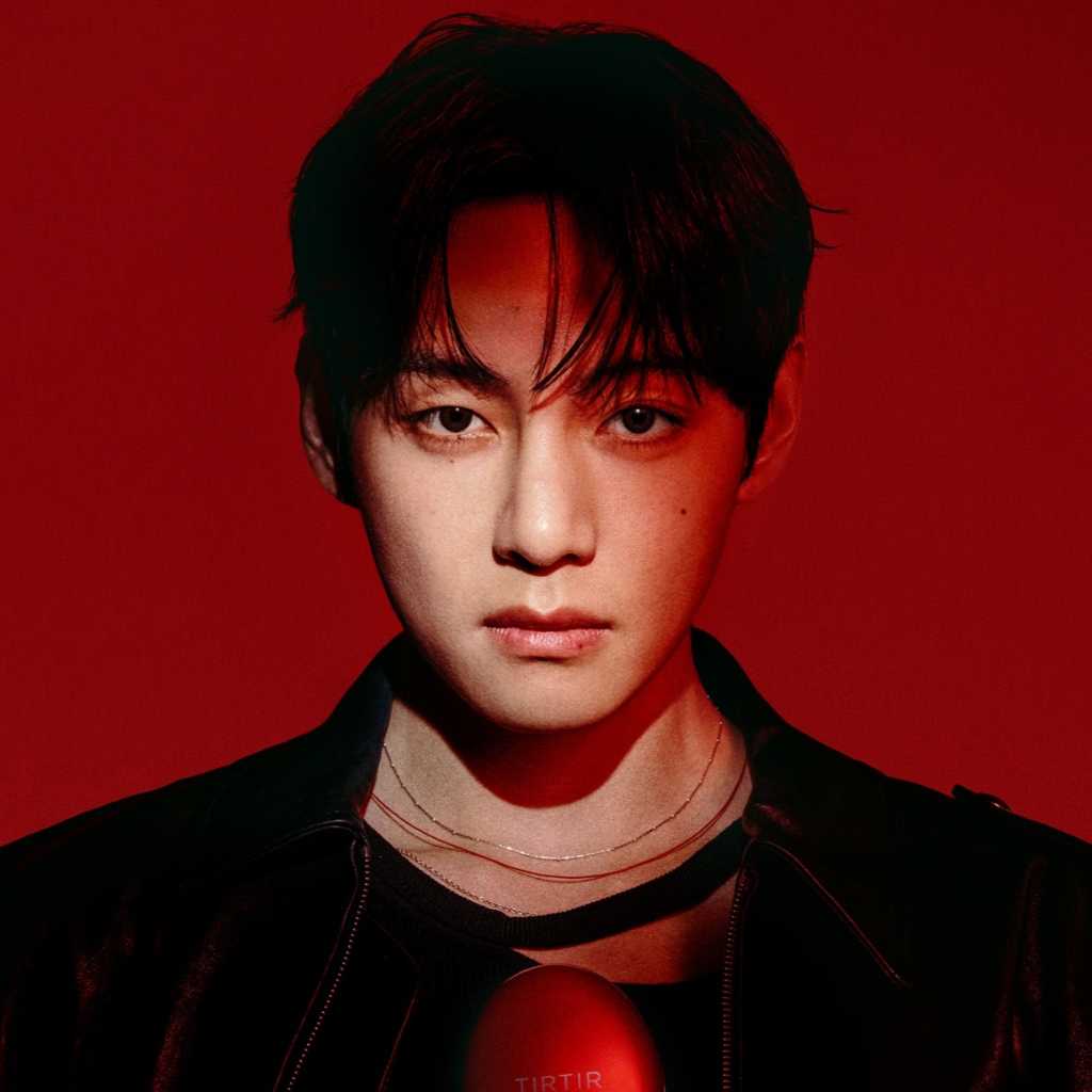 BTSのV、韓国コスメブランド「TIRTIR」のグローバルアンバサダーに抜擢!キャンペーンビジュアルを初公開