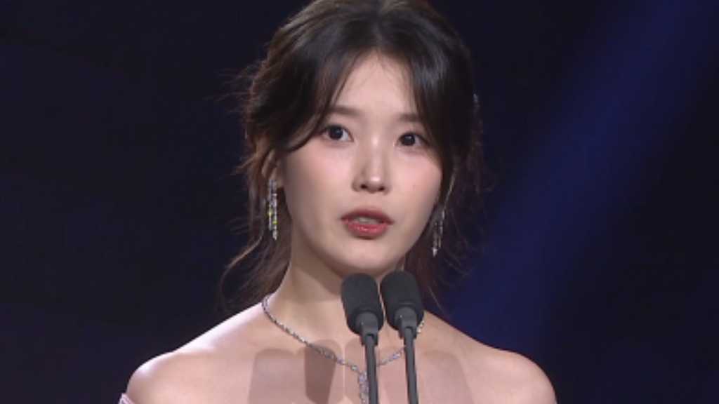 コンサート&アルバム発売を延期も…IU「第5回青龍シリーズアワード」に授賞者として登場