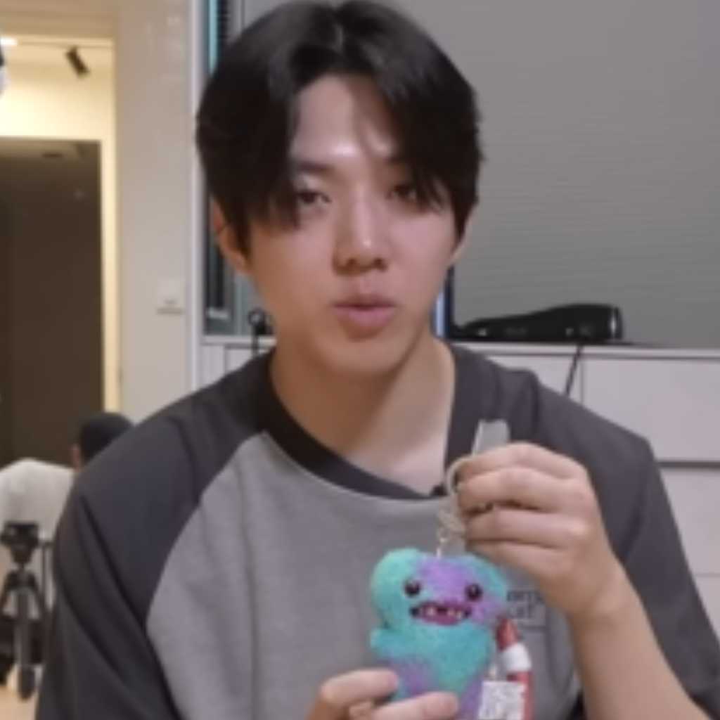“DAY6 ドウンと熱愛・結婚説”韓国の人気YouTuber、イベント会場を訪問?過去の動画が話題に