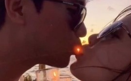 CRAYON POPのホ・ミンジン、新婚旅行中の写真を公開…サンセットと共に美しいキス