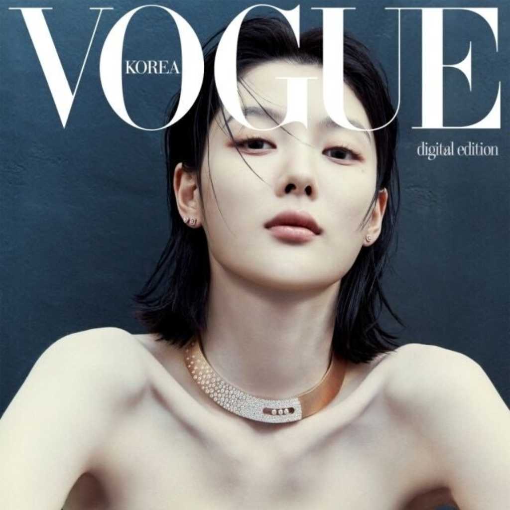 キム・ユジョン、美しい鎖骨に驚き…成熟した魅力漂うグラビア公開