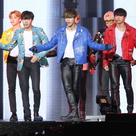 【PHOTO】防弾少年団「2015 MAMA」で華麗なステージ披露