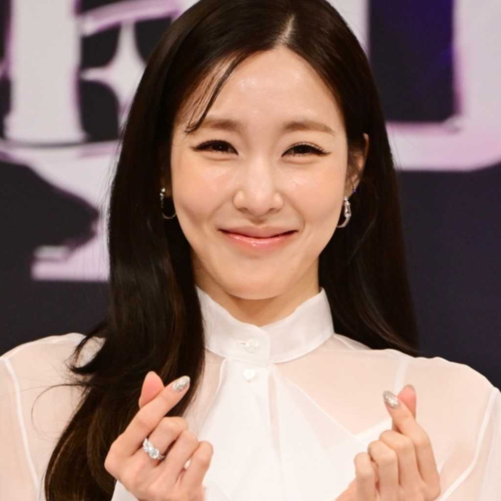 少女時代 ティファニー、恋人ピョン・ヨハンに関する質問に…記者会見でセンスのある返答