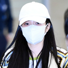 【PHOTO】Red Velvet ジョイ、ファッションウィークを終えてイタリアから帰国(動画あり)