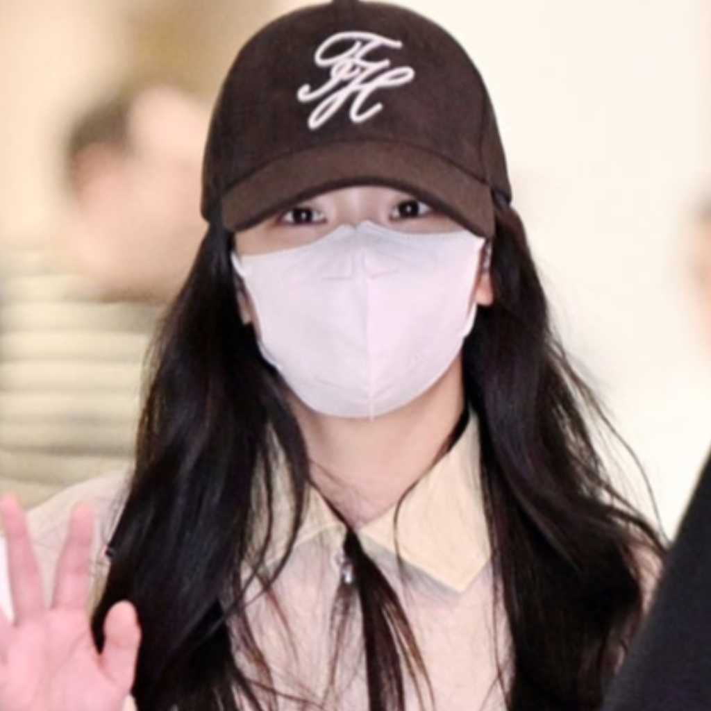 【PHOTO】BLACKPINK ジス、海外スケジュールを終えて帰国