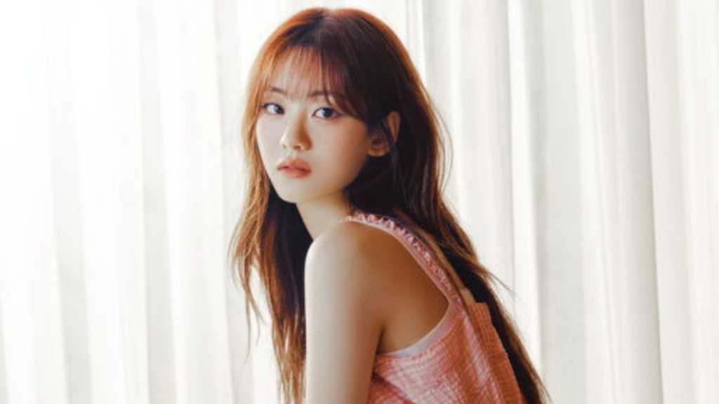 チョ・イヒョン、夏らしいワンピース姿！ラブリーからカジュアルまで多彩な魅力をアピール