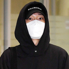 【PHOTO】EXO チェン、海外スケジュールを終えて帰国…クールなブラックコーデ（動画あり）
