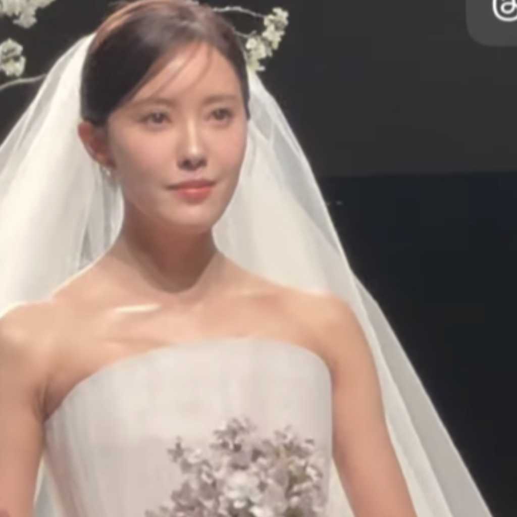 少女時代からBIGBANGメンバーまで、T-ARA ヒョミンの結婚式に参列！韓国に2着だけのドレスも話題に