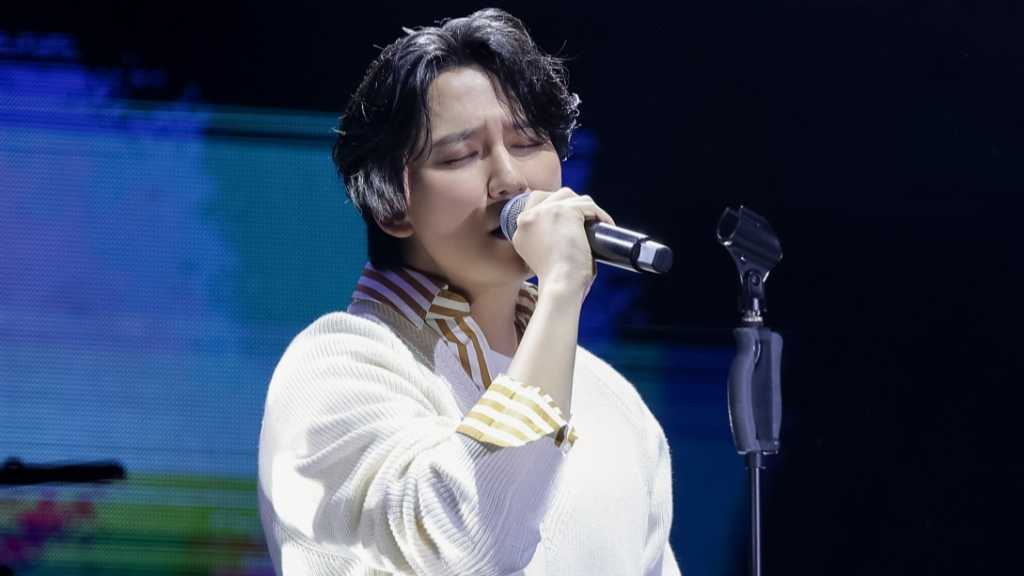 キム・ナムギル、5時間超えのファンミーティングが盛況裏に終了!新曲ステージを4回披露して話題に