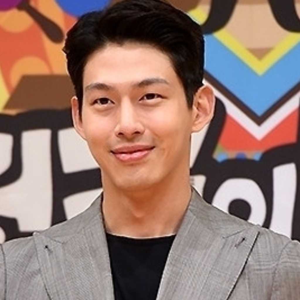 元UN チェ・ジョンウォン、ストーカー容疑で検察に送致