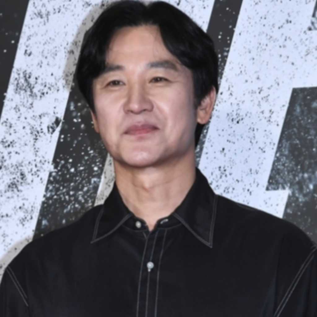 オム・テウン、自粛から約8年ぶり⋯映画「野党」VIP試写会に登場（動画あり）