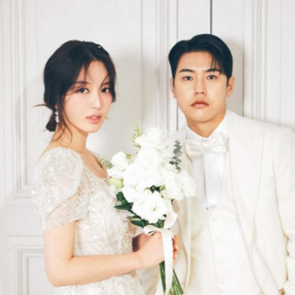 AOA ドファ、婚約者の顔も公開！幸せいっぱいのウエディンググラビア