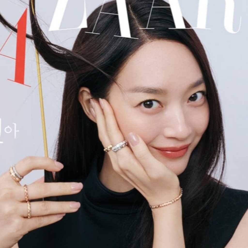 シン・ミナ、輝く指輪&赤リップで堂々ポーズ!「行ったことのない国を旅行したい」