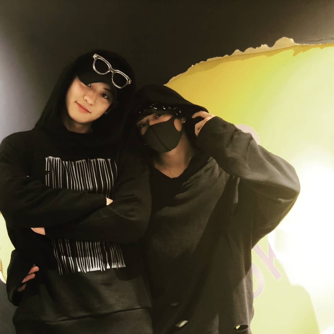 Exo チャンヨル 新田真剣佑と日本デート 新宿での仲睦まじい2ショットが話題 Kstyle