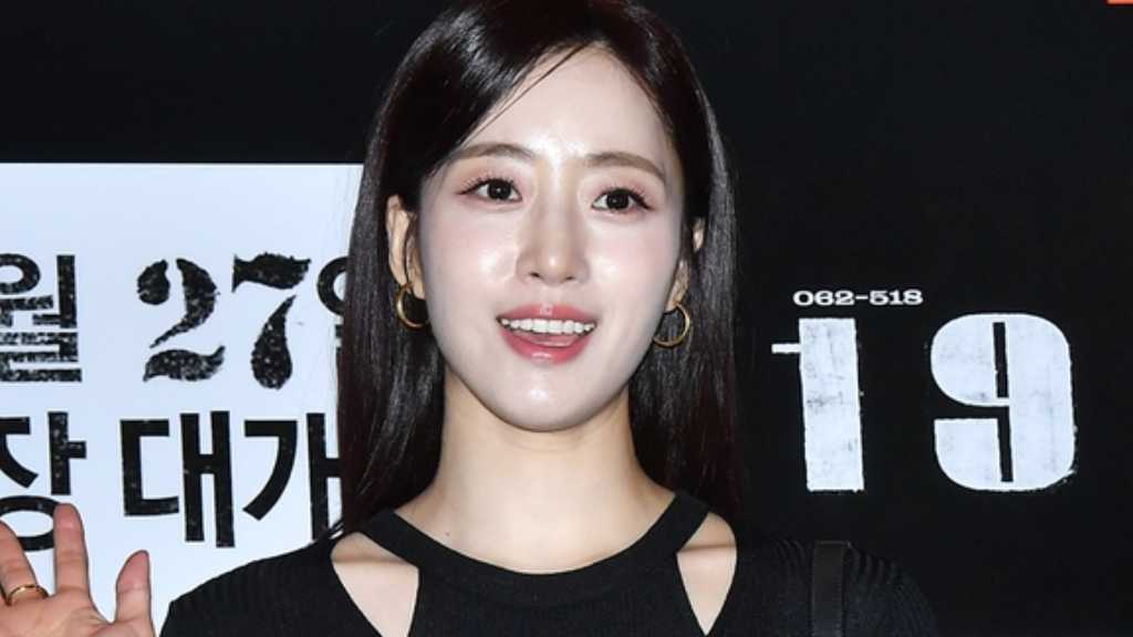 “結婚発表”T-ARA ウンジョン、ファンに心境告白…亡き母にも言及「温かい家庭を築く」