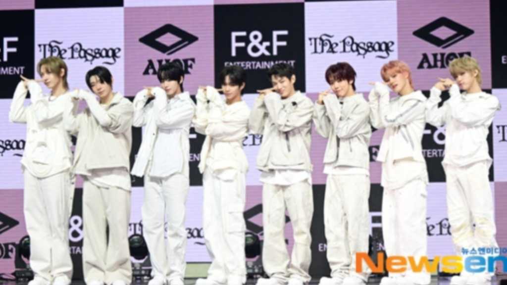 【PHOTO】AHOF、2ndミニアルバム「The Passage」発売記念ショーケースを開催(動画あり)