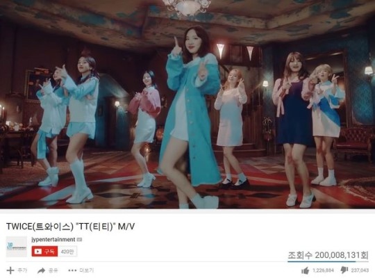 Twice Tt Mv再生回数が2億回を突破 韓国ガールズグループ初の快挙 Kstyle