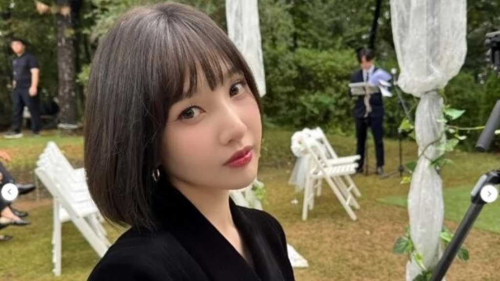 Red Velvet ジョイ、金髪ロングから黒髪ボブに！妹の結婚式の写真を公開