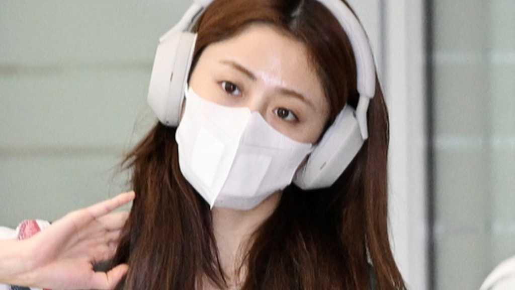 【PHOTO】LE SSERAFIM、コンサートを終えて韓国に到着（動画あり）