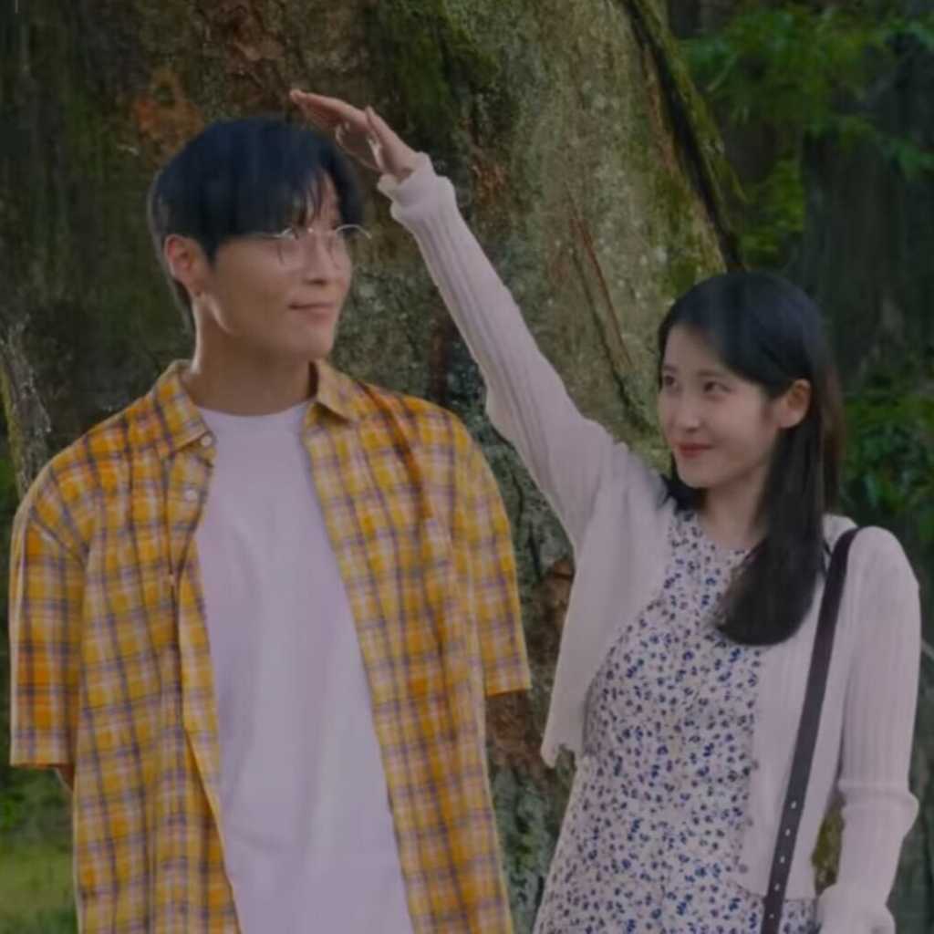 IU、タイトル曲「Never Ending Story」MV公開…映画「八月のクリスマス」をオマージュ