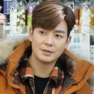 【PHOTO】カン・ウンタク＆ペ・ドファン、ドラマ「復讐の花束をあなたに」撮影に参加…笑顔でポーズ