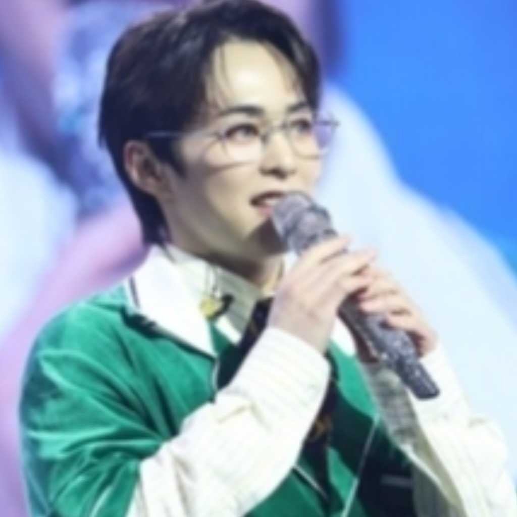 EXO シウミン、台湾映画「時をかける愛」の主人公に変身！？初のソロファンコンサートツアーが盛況裏に終了