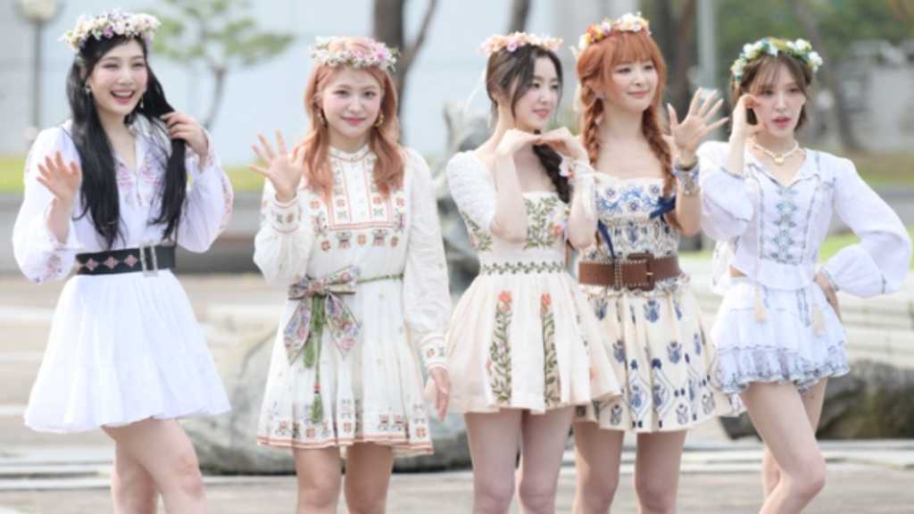 Red Velvet、8月3日に完全体でカムバック決定！ニューミニアルバム「Velvet Summer」をリリース