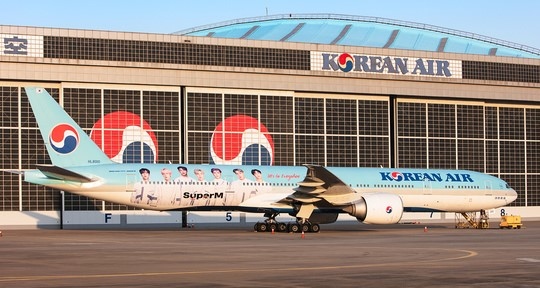 SuperM、大韓航空のグローバル・アンバサダーに任命…ラッピング飛行機 