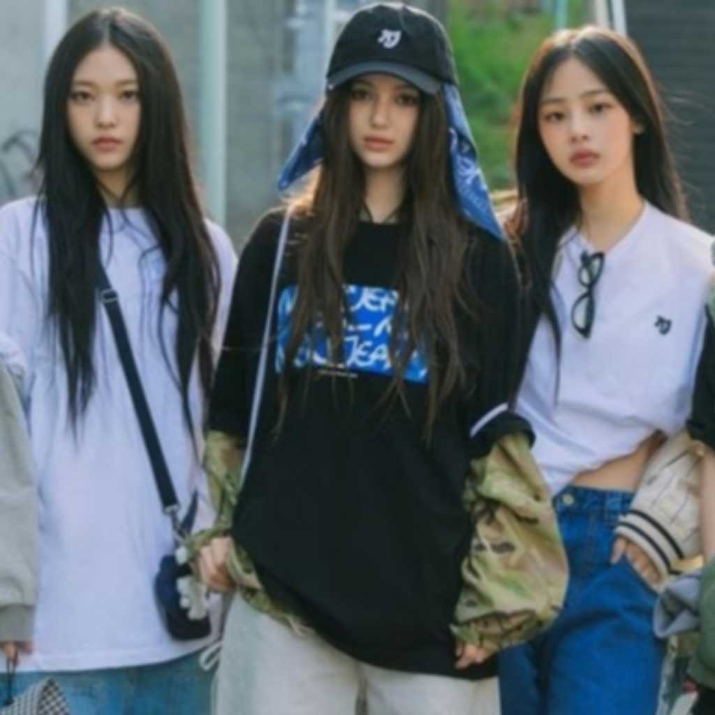 NewJeans、完全体での復帰に注目集まる中…「2025 KGMA」でトレンド・オブ・ザ・イヤーを受賞!