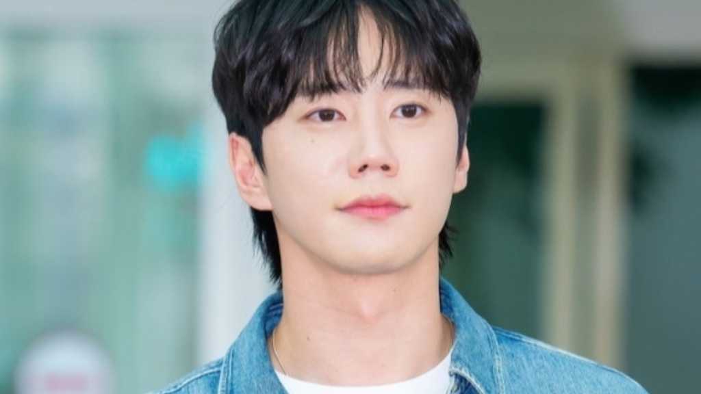 イ・ジュニョン、訓練所での近況をキャッチ！仲間との微笑ましい集合ショット