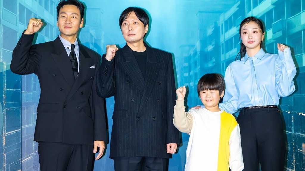 【PHOTO】キム・ダミ&パク・ヘスら、Netflix映画「大洪水」制作報告会に出席