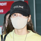 【PHOTO】BLACKPINK リサ、海外スケジュールのためフランスに入国(動画あり)