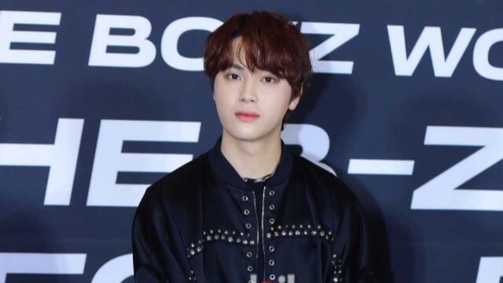元THE BOYZ チュ・ハンニョン、One Hundredとの8億円訴訟で勝訴…事務所は控訴審でメンバーを証人申請へ