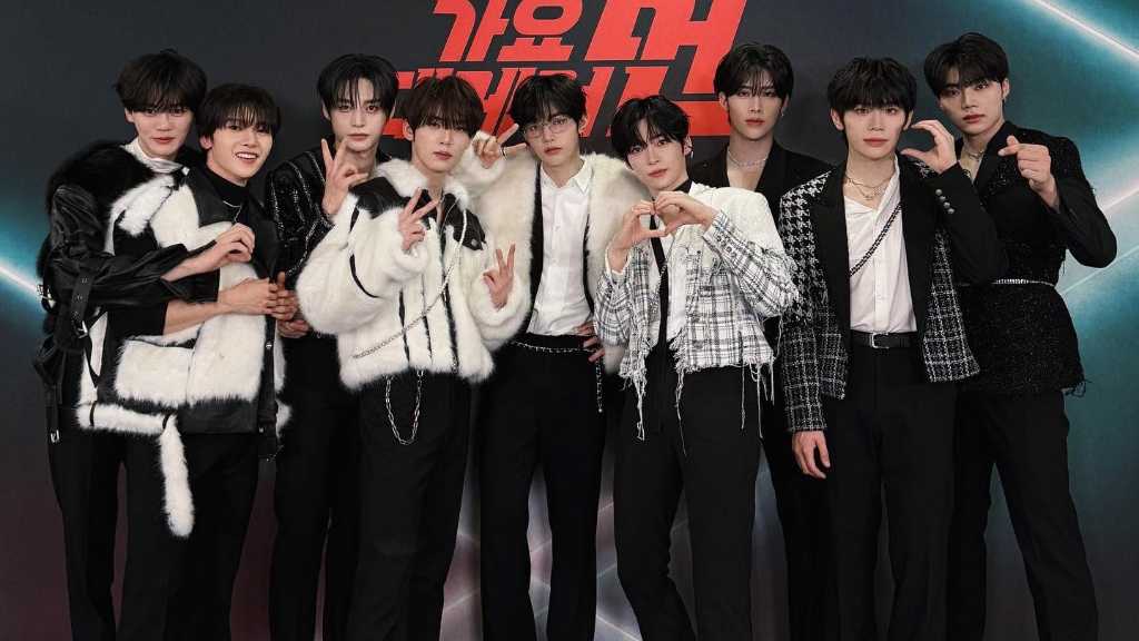 ZEROBASEONE、2月2日にスペシャルリミテッドアルバム「RE-FLOW」発売決定！ポスターを公開