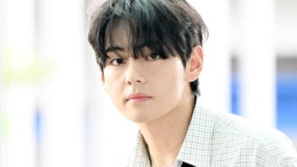 【PHOTO】BTSのV、ファッションショーのためフランスへ出国（動画あり）