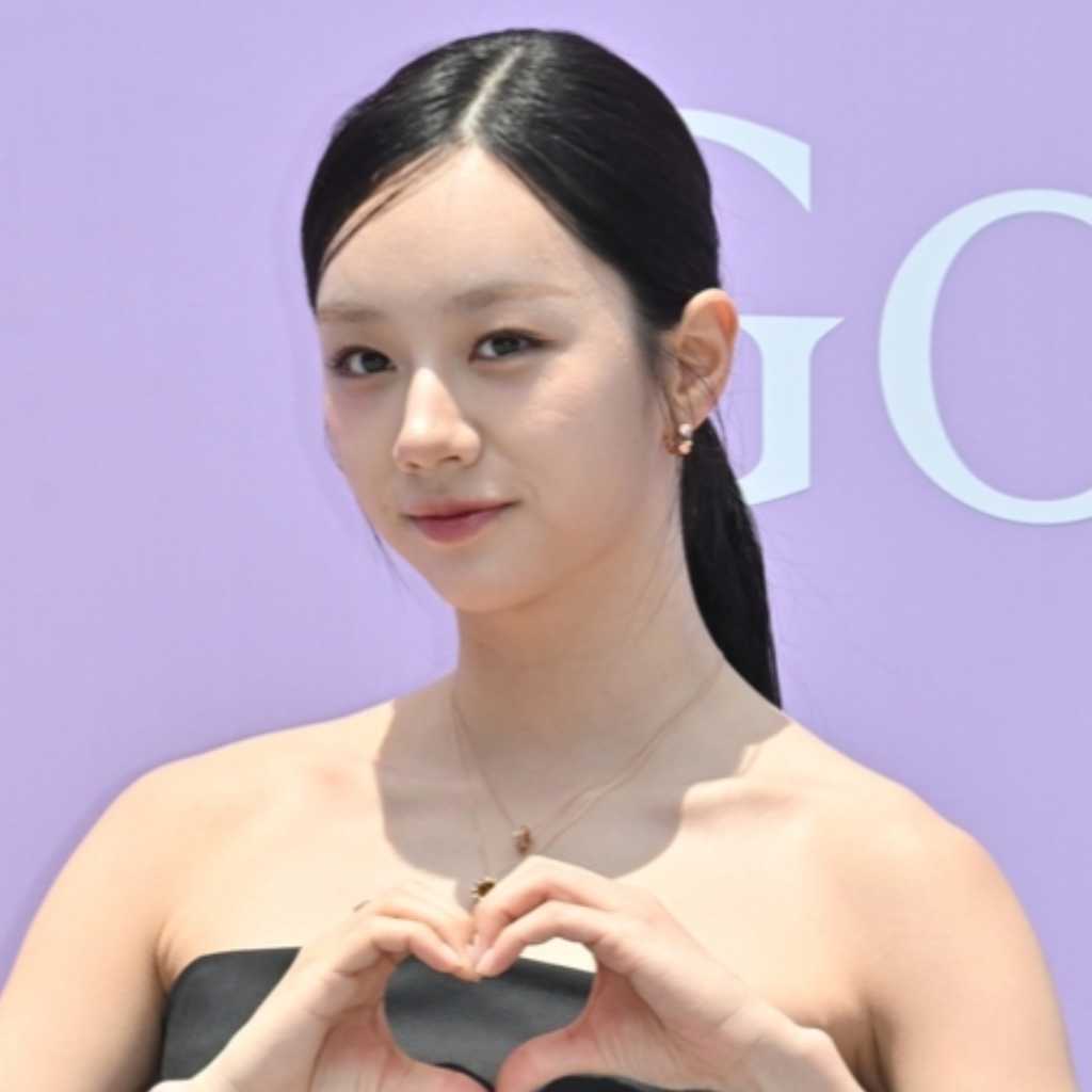 【PHOTO】Girl's Day ヘリ＆BTOB ソンジェ＆キム・テリ、ブランド「GOLDEN DEW」イベントに出席