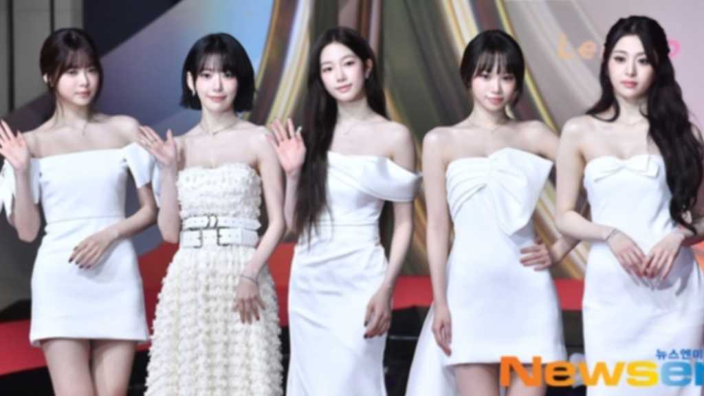【PHOTO】LE SSERAFIM「2025 SBS歌謡大典」レッドカーペットに登場