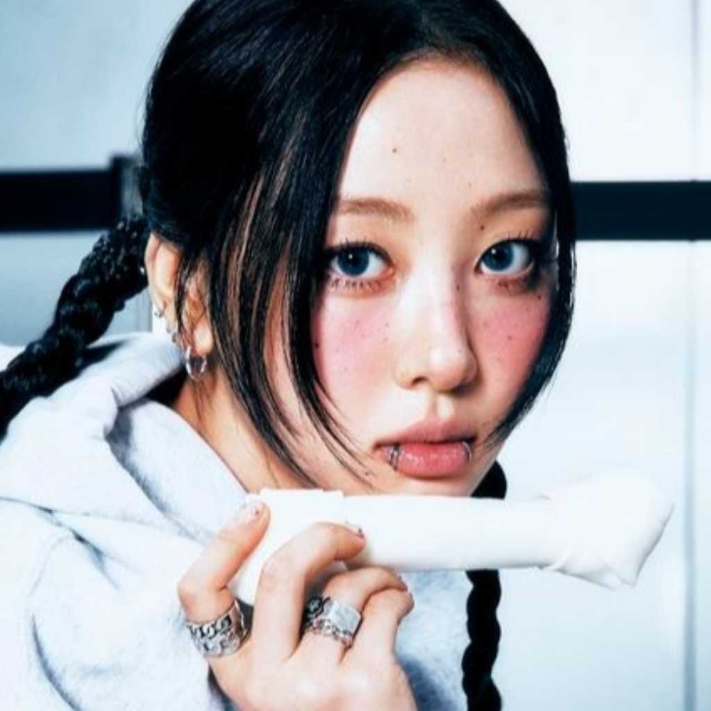 今月の少女（LOONA） イヴ、3rd EP「Soft Error」の秘話を明かす“チュウが応援してくれてありがたかった”