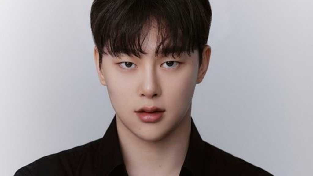 クォン・ヒョンビン、本日(11/24)軍隊へ…SNSでファンにメッセージ