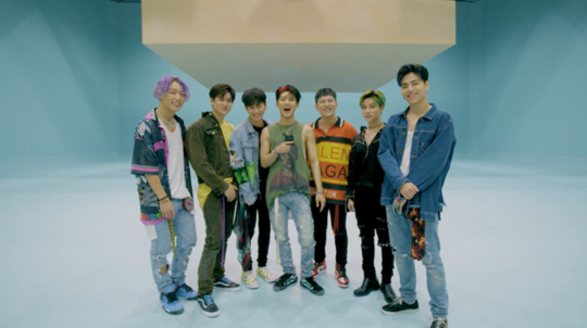 Ikon 新曲 Killing Me Mvメイキング映像公開 Bobby ジナンのヘアカラーは 毒の色 Kstyle Ikon 新曲 Killing Me Mvメイキング映像公開 Bobby ジナンのヘアカラーは 毒の色 Kstyle