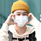 【PHOTO】GOT7のJAY B＆ユ・ミンサン、ラジオ出演のため放送局へ…愛嬌たっぷりのポーズ
