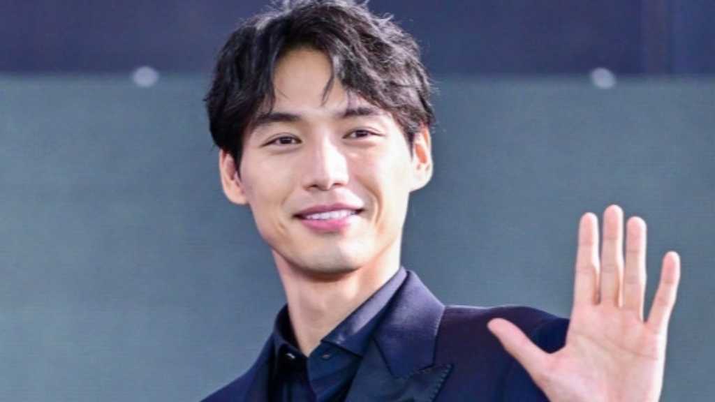 【PHOTO】福士蒼汰＆ハン・ニンらが韓国へ！映画「花臉猫：修羅道」舞台挨拶に出席