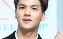 元TEENTOPのC․A․P、脱退後は草刈りの専門家に？近況が話題「必要な方はご連絡ください」