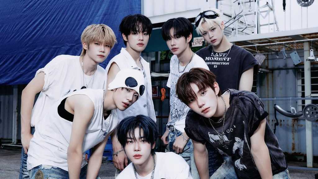 CLOSE YOUR EYES、3rdミニアルバム「blackout」トラックリストを公開