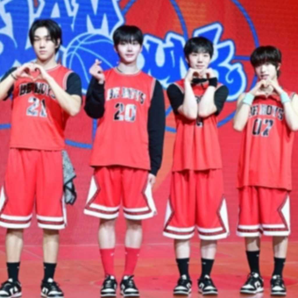 【PHOTO】BE BOYS、ユニフォーム姿で登場！1stシングル「BE:2」発売記念ショーケースを開催