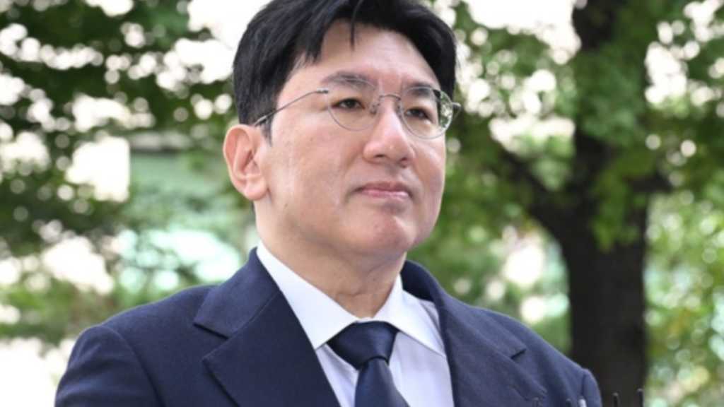 “不正取引容疑”HYBE バン・シヒョク議長、160億相当の株式が凍結